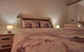 Apartament C&L